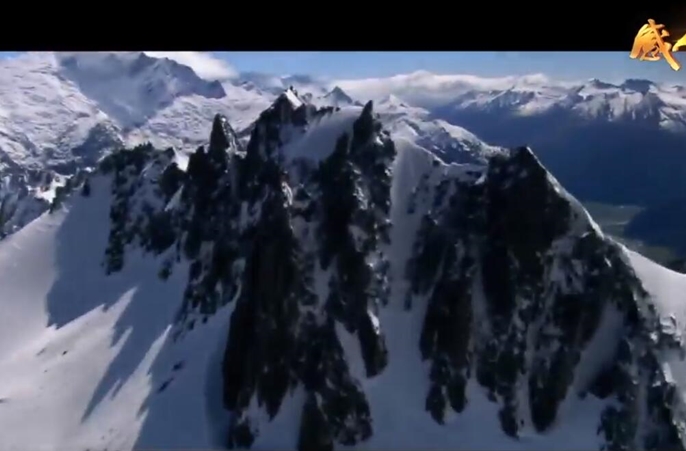 《国是千万家》